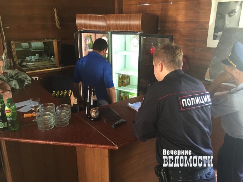 «На святое покусились, негодяи»! Жители Екатеринбурга недовольны закрытием летних «пивнушек»