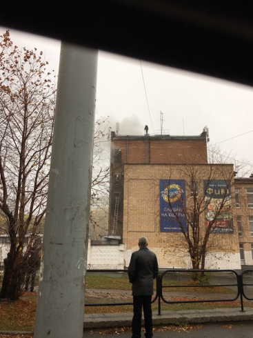В Екатеринбурге загорелась сцена в ДК Лаврова