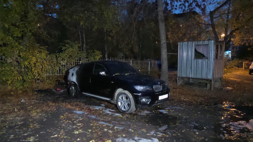 Бмв сгорела. Сгорел BMW x6 в Люберцах. Подольск БМВ сгорела. Волгоград сгоревший БМВ x3.