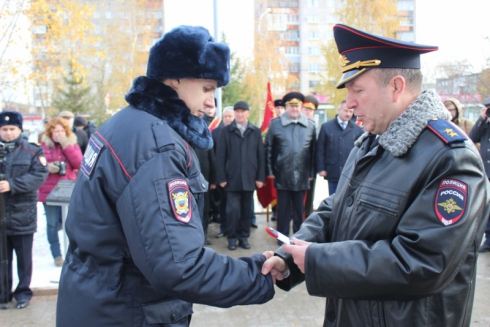 В Нижнем Тагиле открыли памятник погибшим сотрудникам правоохранительных органов (ФОТО)