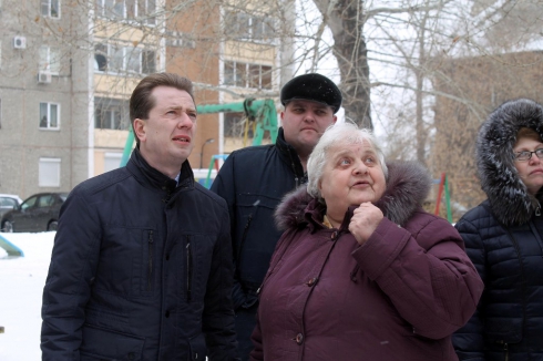 «Коммунальный десант» помог челябинцам добиться качественного ремонта