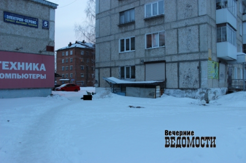 Женскую ссору уралец прекратил смертельными ножевыми ударами