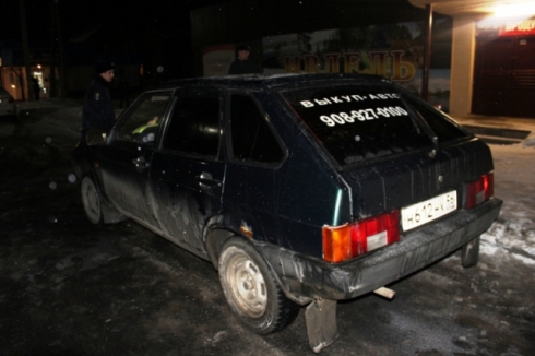 Двух вооруженных разбойников в масках по горячим следам взяли уральские полицейские