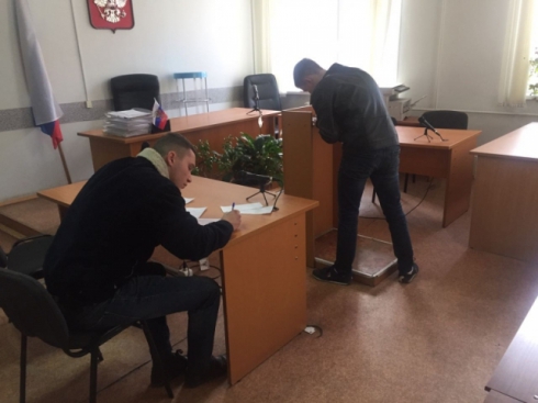 Одиннадцать раз нарушил правила уральский водитель, уходя от полицейской погони