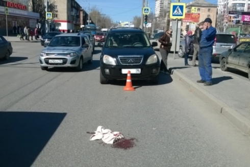 В Екатеринбурге две пенсионерки не поделили дорогу
