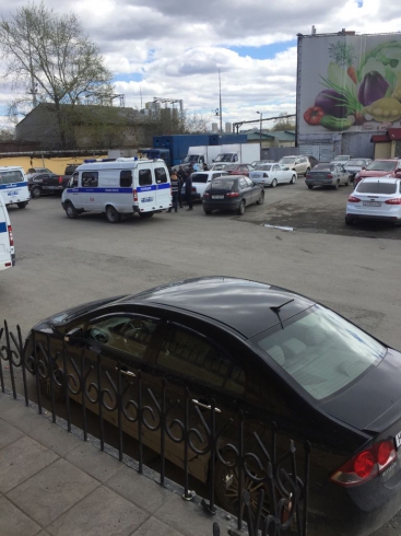 СРОЧНО! В одной из машин на скандально известной овощебазе № 4 обнаружено взрывное устройство