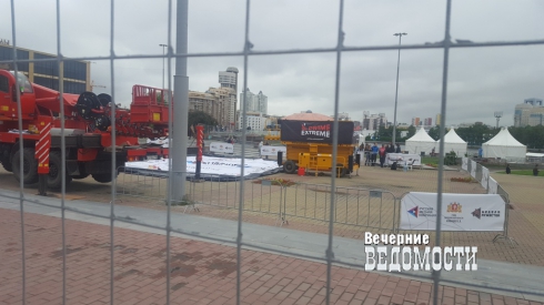 На «Неделе мужества» в Екатеринбурге серьезно пострадала девочка-подросток