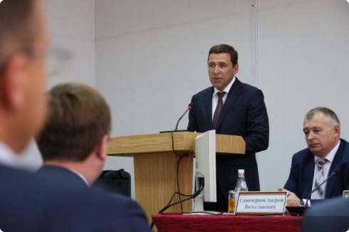 «На таких людей можно положиться в любой ситуации»: Евгений Куйвашев поздравил железнодорожников с профессиональным праздником