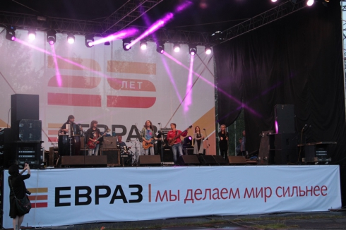 В Качканаре прошел корпоративный Кубок ЕВРАЗа по футболу