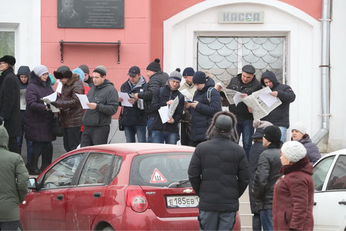 Четыре тысячи коркинцев заполнили анкеты на ярмарке вакансий