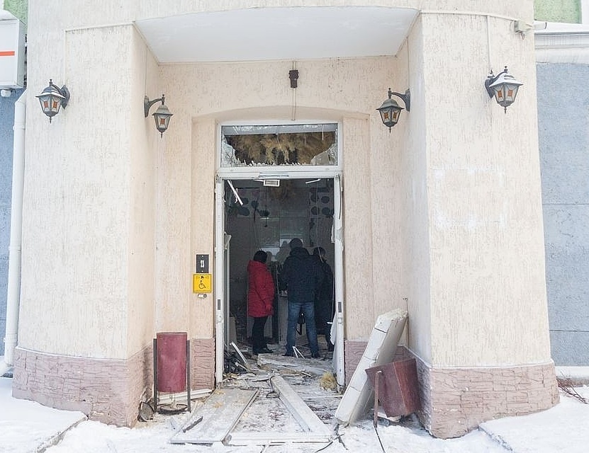 В Новосибирске взорвали банк В Новосибирске взорвали банк