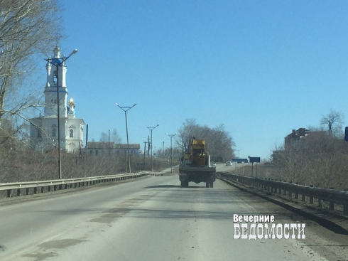Свердловский общественник раскритиковал «дорожных» чиновников в Камышлове
