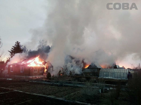 Ночью на Чусовском тракте горели несколько домов