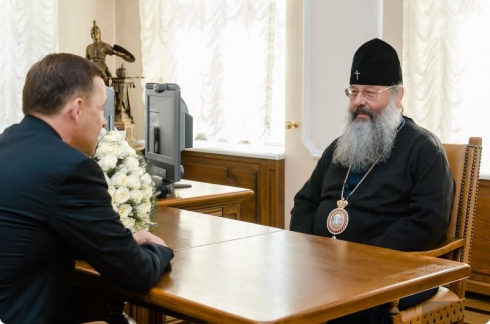 Евгений Куйвашев поздравил митрополита Кирилла с годовщиной рукоположения