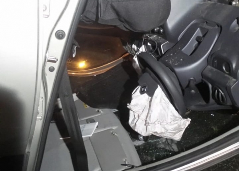 Сработали подушки безопасности: в Екатеринбурге ночью перевернулась иномарка 