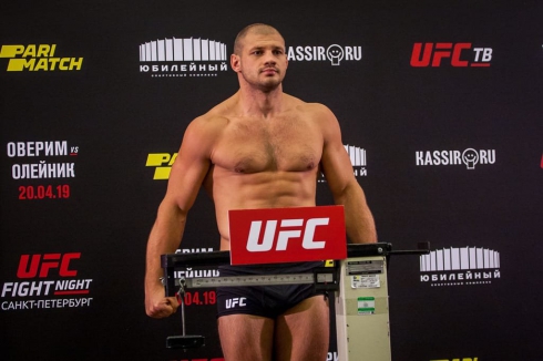 «Уральский Халк» из-за проваленного допинг-теста расторг контракт с UFC