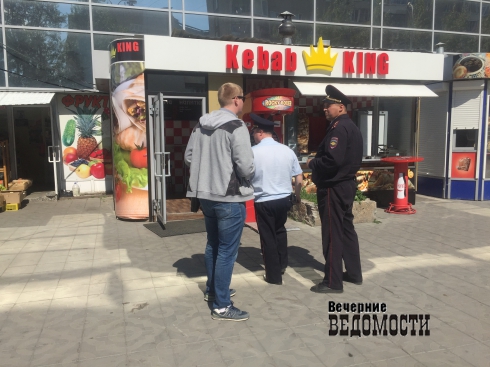 Полицейские поймали трех узбеков-нелегалов в пекарне на Сортировке (ФОТО, ВИДЕО) 