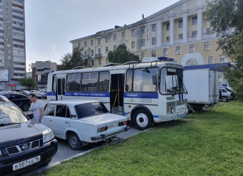 Екатеринбург продолжает поддерживать москвичей, борющихся за свободу выборов