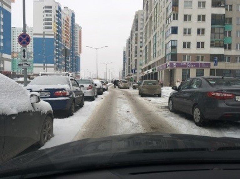 «Миллион рублей зарыли в сугроб!» Жители Ленинского района завалили жалобами прокуратуру и чиновников. Мэрия оказалась ни при чем «Миллион рублей зарыли в сугроб!» Жители Ленинского района завалили жалобами прокуратуру и чиновников. Мэрия оказалась ни при чем