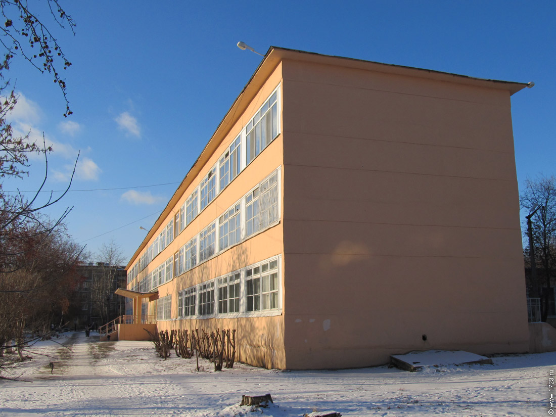Школа 143 екатеринбург. Школа 141 Екатеринбург. Школа 21 Екатеринбург. Посадская Екатеринбург школа.