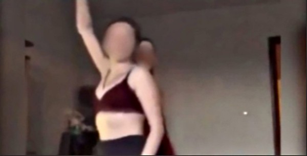 Учительницу из Талицы увидели танцующей в бюстгальтере на видео в TikTok