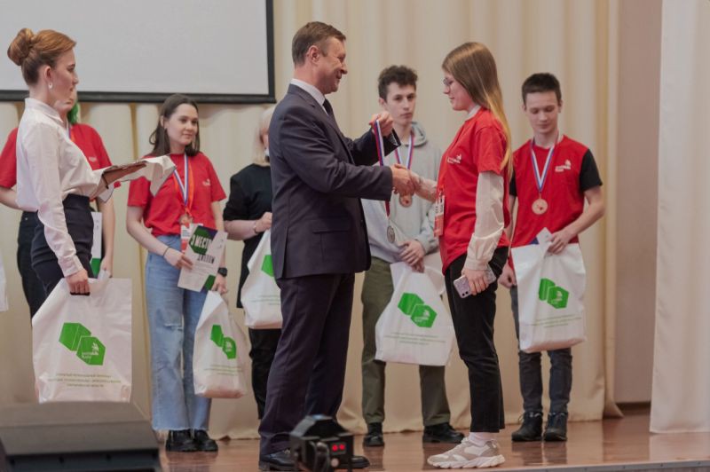 В Верхней Пышме поздравили победителей регионального чемпионата WorldSkills Russia